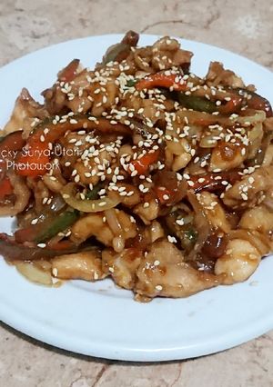 Foto resep Tumis Ayam Paprika (Saus Yakiniku)