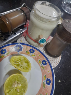 A picture of Lemon🍋 zest sauce.