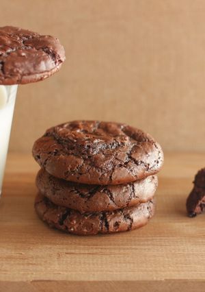 A picture of Brownie Crinkle Cookies [No Flour].