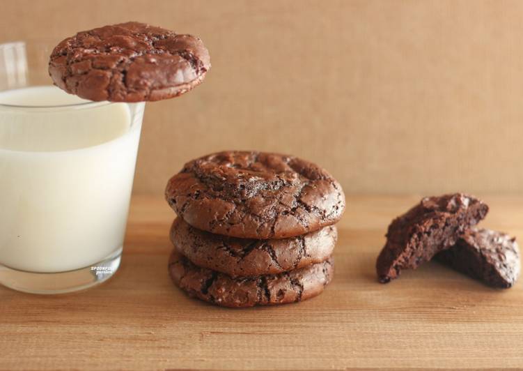 Brownie Crinkle Cookies [No Flour]
