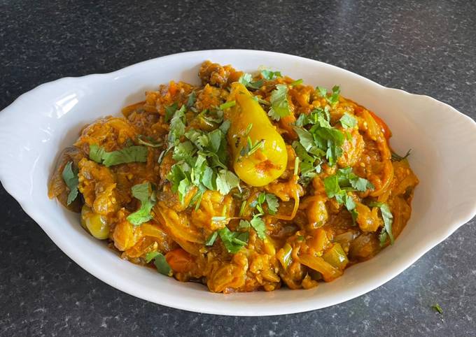 Eggplant Curry: (Baingan bharta):