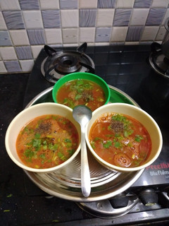 * தக்காளி, மிளகு, சீரக, சூப்*(pepper tomato soup recipe in tamil) செய்முறை முக்கிய புகைப்படம்