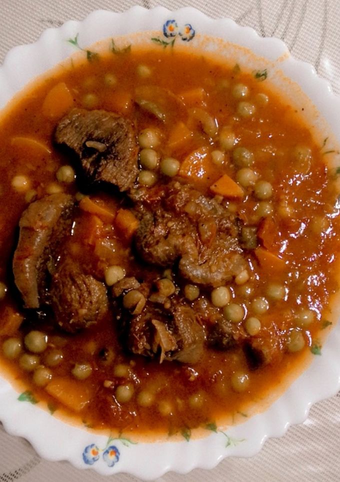 صورة لوصفة بسلة (بازيلا) باللحمة