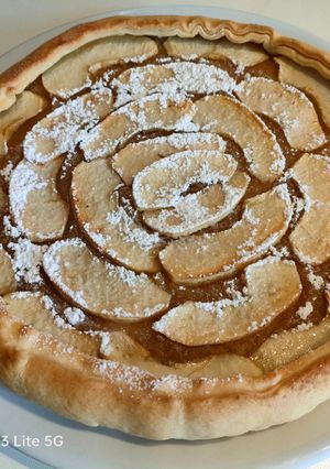 A picture of Apple and Cinnamon Shortcrust Tart.