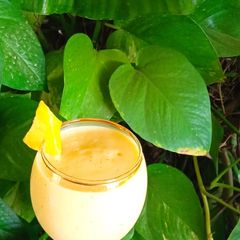 A picture of Mango shake.