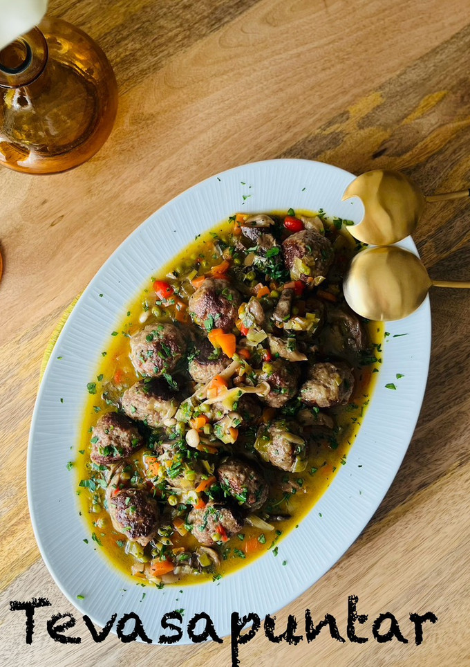 Una foto de Albóndigas a la jardinera 👩‍🌾