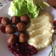 Non-meatballs (ikea) A picture of Non-meatballs (ikea).