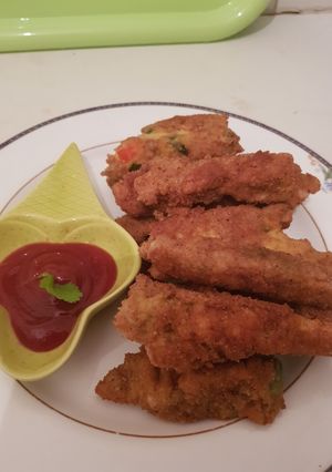 A picture of Eggs fingers.