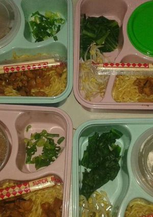 Foto resep Mie Ayam Bangka Ala AKR