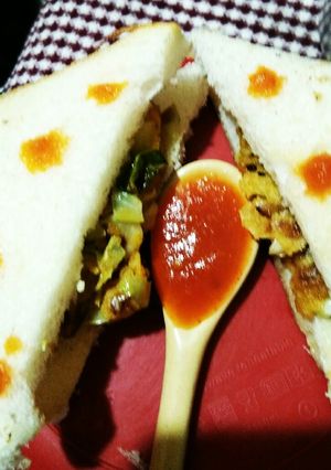 A picture of Mix veg tikki sandwitch.
