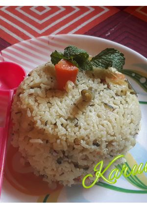 A picture of Vegetables pulao.