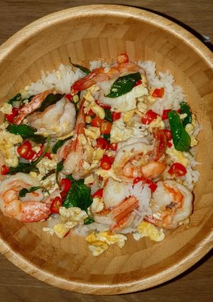 รูปของ กุ้งผัดโหระพา (ใส่ไข่)