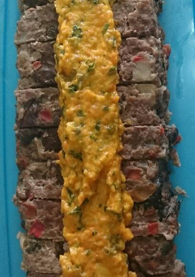 Una foto de Pan de carne con mayonesa de zanahorias