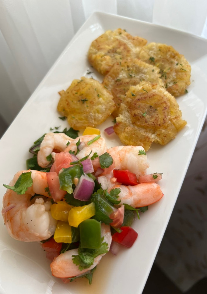 Una foto de Ceviche de camarones 🍤