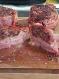 Filete relleno con cheddar envuelto en panceta