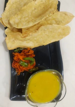 ફાફડા (Fafda recipe in gujarati) રેસીપી મુખ્ય ફોટો