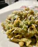 Pasta di ceci con pesto di zucchine