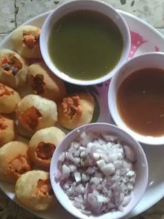 પાણીપુરી (Panipuri Recipe In Gujarati) રેસીપી મુખ્ય ફોટો
