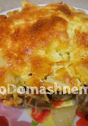 Фото Картофель с мясом в духовке.