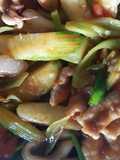 ผัดเปรี้ยวหวาน