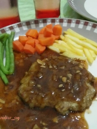Langkah Mudah untuk Membuat Resep Beef steak homemade yang  Bikin Ketagihan Anti Ribet, Lezat