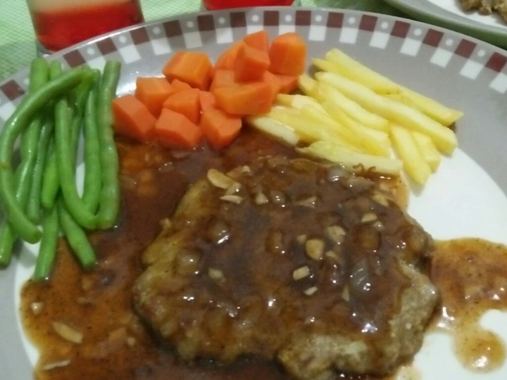 Langkah Mudah untuk Membuat Resep Beef steak homemade yang  Bikin Ketagihan Anti Ribet, Lezat