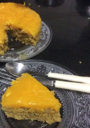A picture of Quinoa Mango eggless cake.