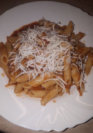 Húsos penne 🍅🥕🍝 recept fotója