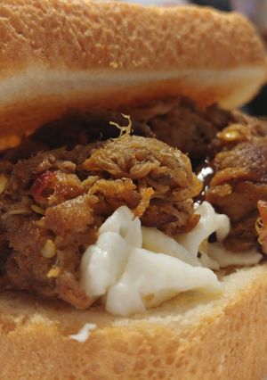 A picture of Egg White Pork Sandwich.