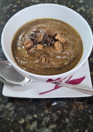 Una foto de 152. Crema de Champiñones