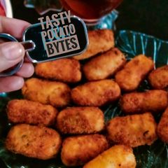 A picture of Potato bites pakore.