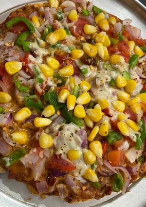A picture of Spicy and chizzy pizza.