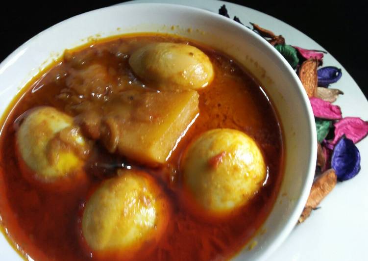 Recipe of Award-winning Aloo anda gravy