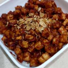 A picture of Orek Tempe Basah.