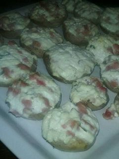 Sonkás-zöldfűszeres töltött gomba recept fotója