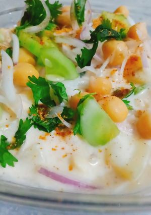 A picture of Creamy dahi Bondi.
