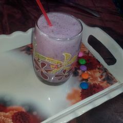 A picture of Healthy grapes smoothie.