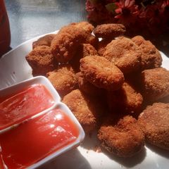 A picture of Chicken nuggets.