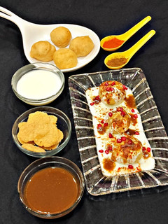 दही बड़ा(dahi bada recipe in hindi) रेसिपी मुख्य फोटो
