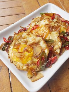 Foto resep Telur Ceplok Kecap Pedas