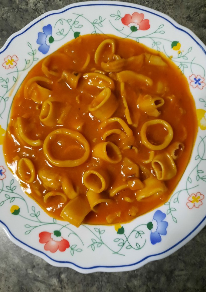 Una foto de Calamares en Salsa Americana