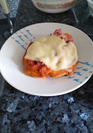 Una foto de Mini pizzas de zanahoria, sin harina