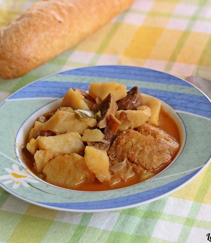 Una foto de Patatas con bacalao y níscalos