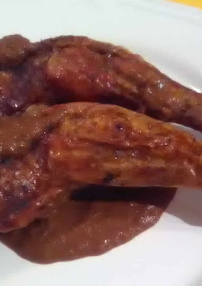 Una foto de Pollo al chocolate