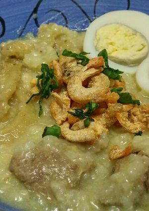 A picture of Arroz caldo de jeneva.