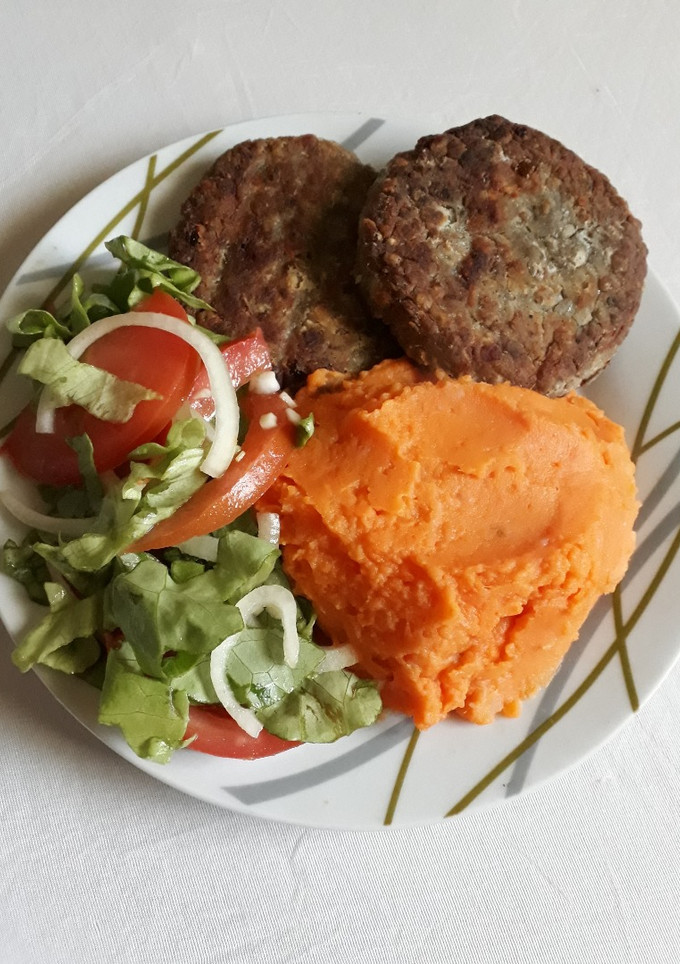 Una foto de Hamburguesas de lentejas y avena