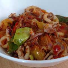 Sambal cumi segar রেসিপির প্রধান ছবি