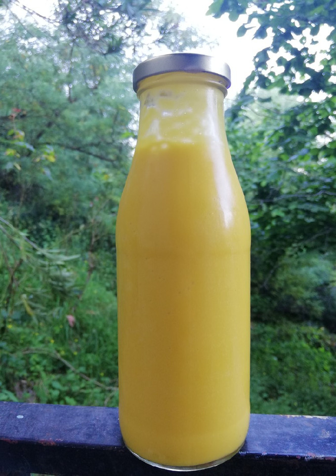 Una foto de Crema fría de calabaza al toque de limón (Thermomix)