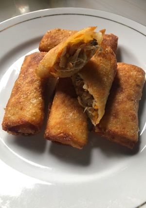 Foto resep Lumpia isi Ayam Wortel Pedas