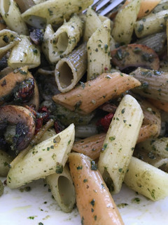 Una foto de Pasta al pesto